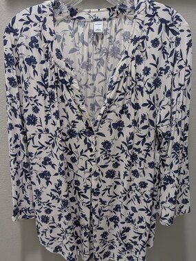 Old Navy Rayon V-Neck Tunic White with Navy Blue Floral Pattern Large